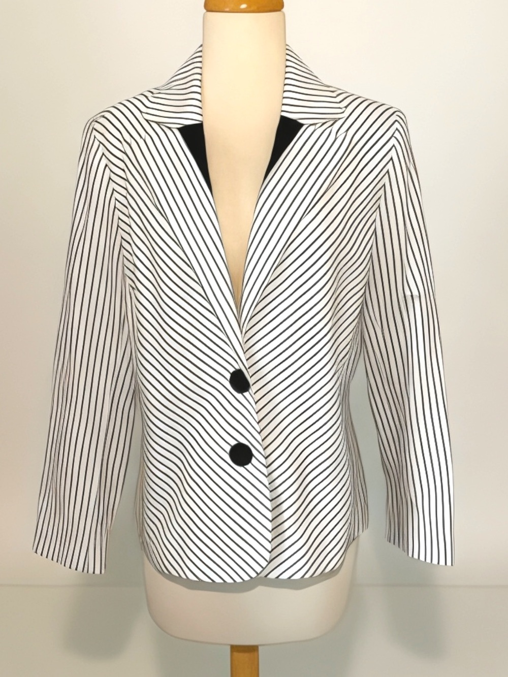 Jones New York Navy and  White Striped Stretch Cotton Blend Blazer Sz 10